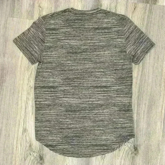 Hollister Men's Curved Hem Short Sleeve Tee Shirt Heather Gray Black Logo Size S - Picture 8 of 8
